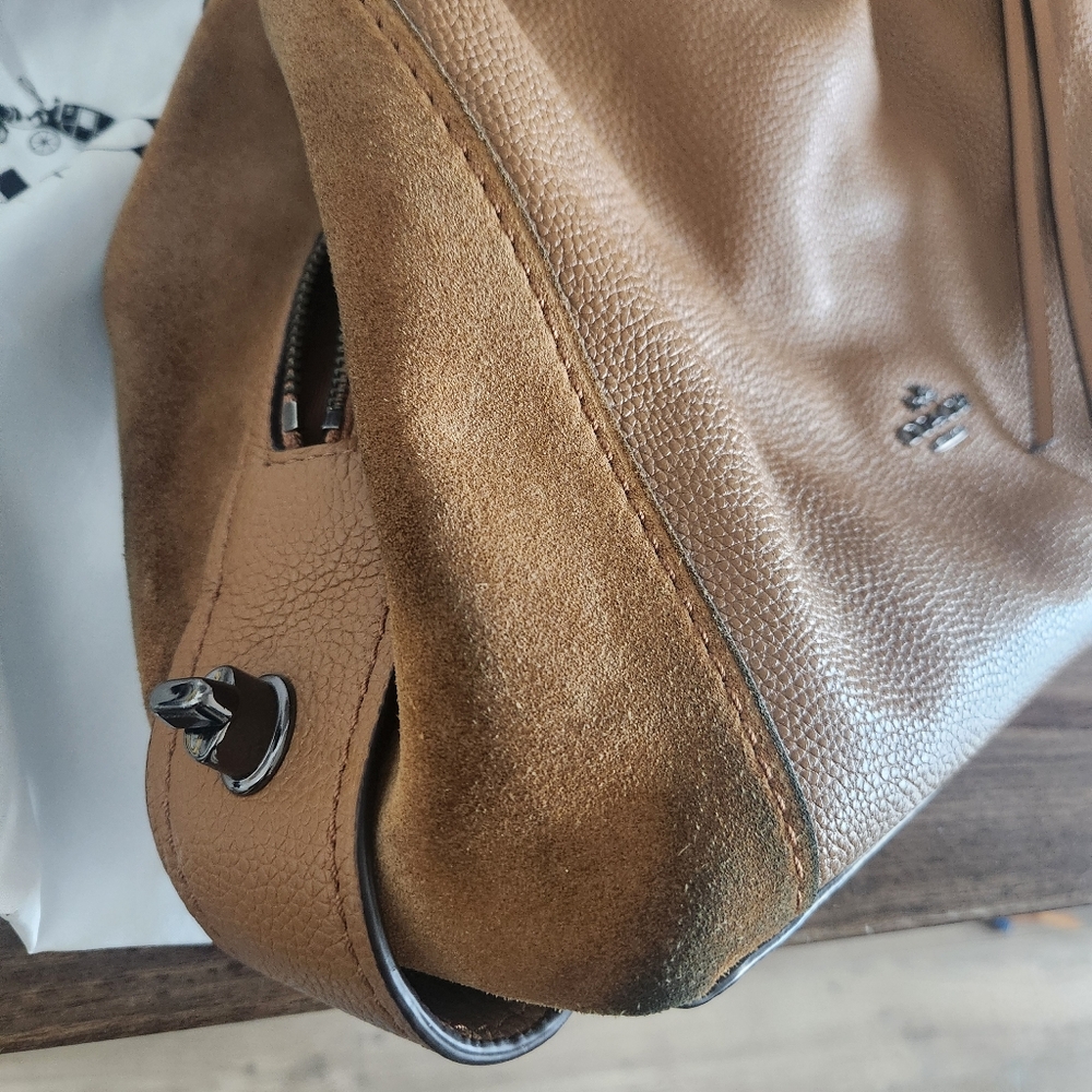 Coach Handbag - Picture 3 of 7